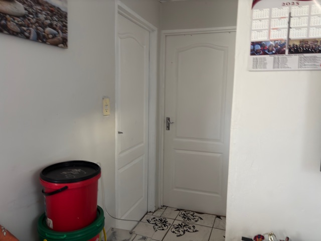 2 Bedroom Property for Sale in Devon Park Village Western Cape